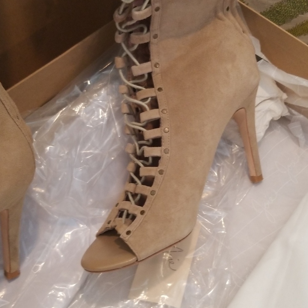 Joie Open Toe Boot - Picture 3 of 8